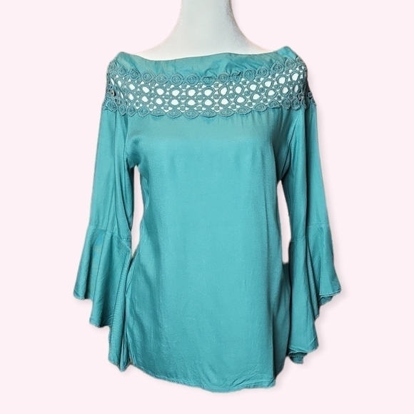 Teal Crochet Eyelet Lace Bell Flare Sleeve A Line Blouse Size Small - Picture 6 of 10